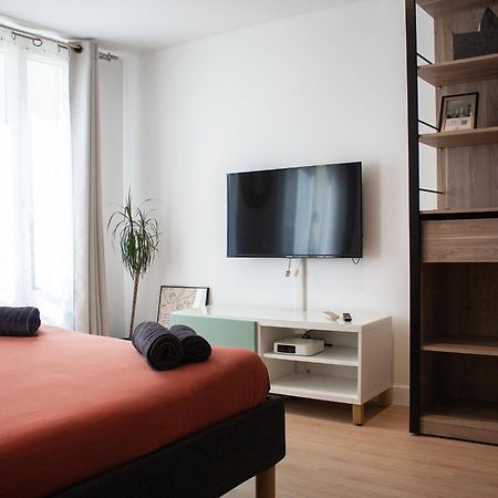 Studio Cosy En Plein Coeur Historique De Pontoise Apartment Luaran gambar