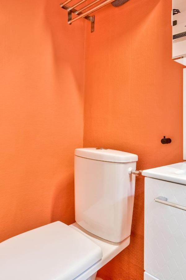 Studio Cosy En Plein Coeur Historique De Pontoise Apartment Luaran gambar